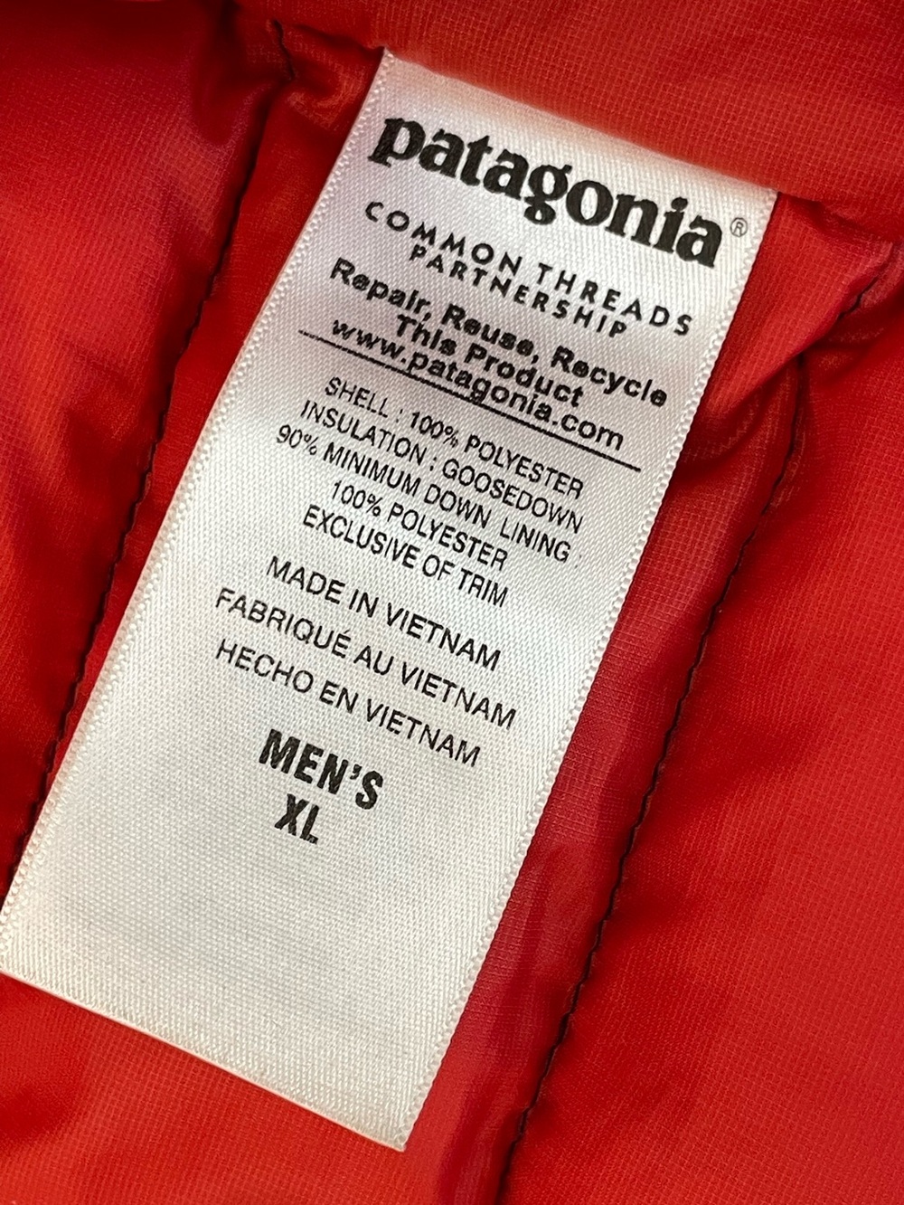 Patagonia Goose Down Puffer Vest, Navy - Picture 7 of 7